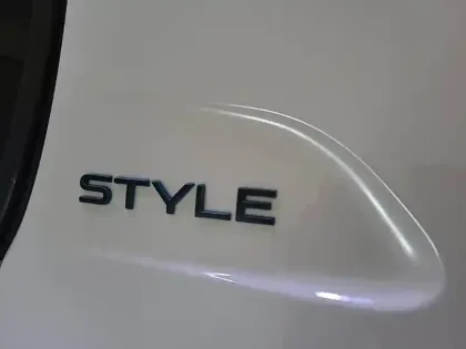 Photo 31 Peugeot 208  Electrique 50 kWh 136ch