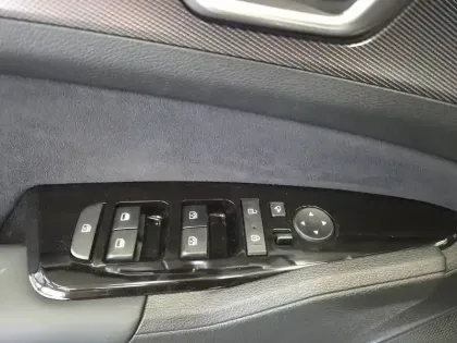 Photo 18 Kia Sportage Gén. V Ph1 Evo GT-line 5