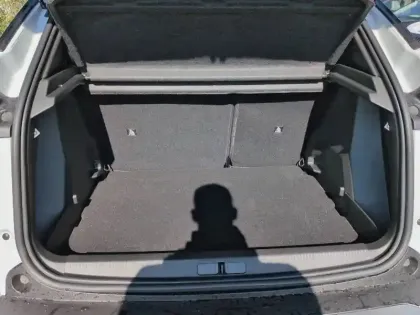 Photo 28 Peugeot 2008  Hybrid 145 e-DCS6