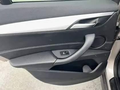 Photo 89 BMW X1  xDrive 25e 220 ch BVA6