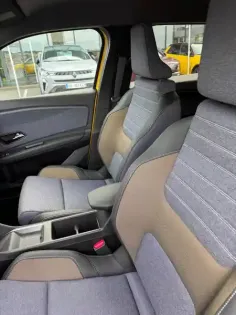 Photo 8 Renault 5 Renault  E-Tech Electrique 10 ch autonomie confort