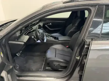 Photo 8 Peugeot 508  SW Hybrid 225 e-EAT8