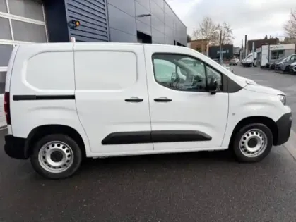 Photo 3 Peugeot Partner  FOURGON STANDARD 650 KG BLUEHDI 130 S&S EAT8