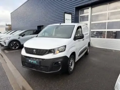 Photo Peugeot Partner Asphalt