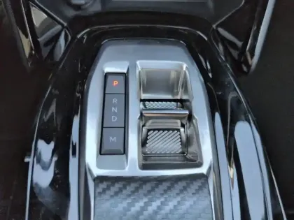 Photo 36 Peugeot 2008  Hybrid 145 e-DCS6