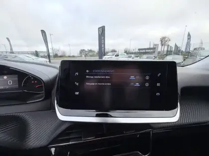 Photo 26 Peugeot 2008  PureTech 130 S&S BVM6