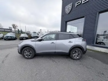 Photo 10 Peugeot 2008  PureTech 130 S&S BVM6