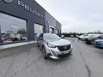 Photo 2 Peugeot 2008  PureTech 130 S&S BVM6