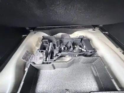 Photo 8 Peugeot 2008  PureTech 130 S&S BVM6