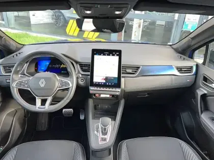 Photo 37 Renault Symbioz  E-Tech full hybrid 145