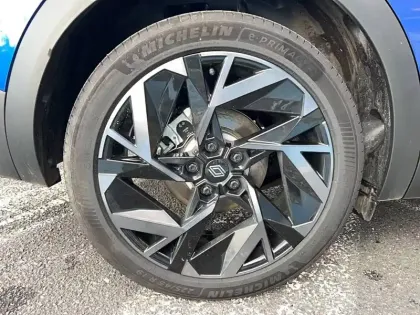 Photo 16 Renault Symbioz  E-Tech full hybrid 145