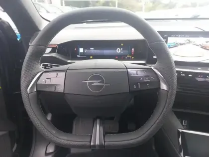 Photo 11 Opel Grandland  1.2 Turbo Hybrid 136 ch e-DCT6 GS