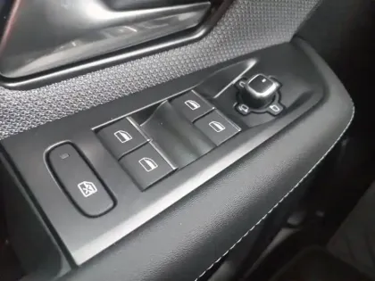 Photo 19 Opel Grandland  1.2 Turbo Hybrid 136 ch e-DCT6 GS