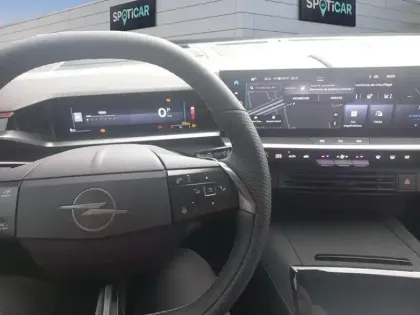 Photo 9 Opel Grandland  1.2 Turbo Hybrid 136 ch e-DCT6 GS