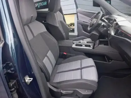 Photo 8 Opel Grandland  1.2 Turbo Hybrid 136 ch e-DCT6 GS