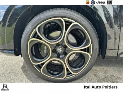 Photo 8 Alfa Romeo Tonale  1.5 Ibrida 160ch Intensa TCT