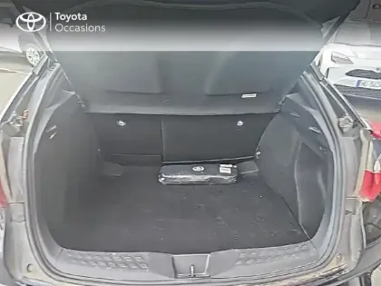 Photo 9 Toyota C-HR  122h Dynamic 2WD E-CVT