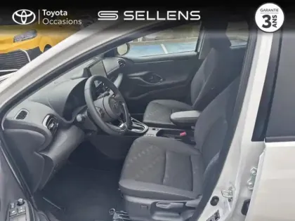 Photo 10 Toyota Yaris  116h Design 5p MY25