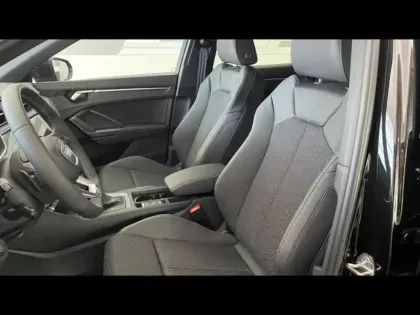 Photo 12 Audi Q3  Sportback 35 TFSI 150ch S line plus S tronic 7