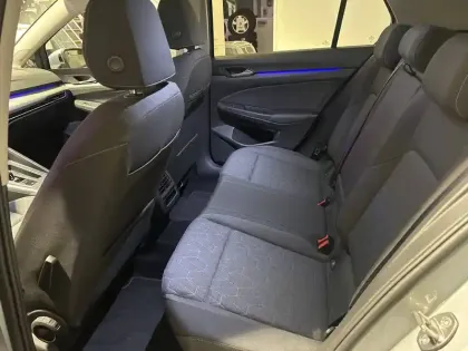 Photo 25 Volkswagen Golf  1.5 eHybrid 204 DSG6