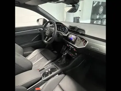 Photo 31 Audi Q3  Sportback 35 TFSI 150 ch S tronic 7