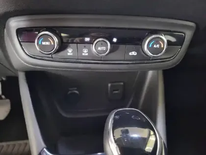 Photo 21 Opel Crossland  1.2 Turbo 130 ch BVA6