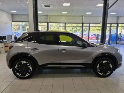 Photo 3 Opel Mokka  Electrique 156 ch & Batterie 54 kWh