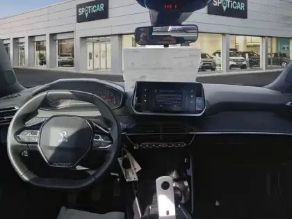 Photo 7 Peugeot 2008  PureTech 100 S&S BVM6