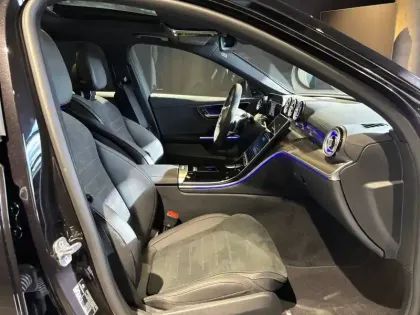 Photo 48 Mercedes Classe C  300 e