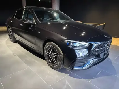 Photo 23 Mercedes Classe C  300 e