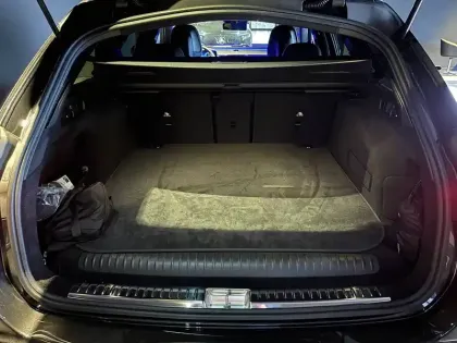 Photo 19 Mercedes Classe E  Break 300 e Hybrid EQ 9G-Tronic