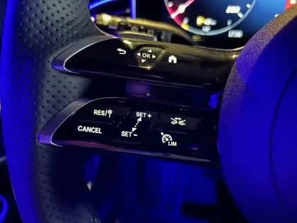 Photo 50 Mercedes Classe E  Break 300 e Hybrid EQ 9G-Tronic