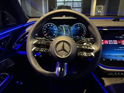 Photo 5 Mercedes Classe E  Break 300 e Hybrid EQ 9G-Tronic