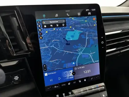 Photo 25 Renault Austral  E-Tech hybrid 200