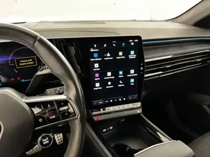 Photo 11 Renault Austral  E-Tech hybrid 200