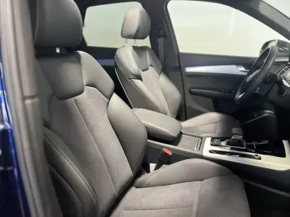 Photo 28 Audi Q5  55 TFSIe 367 S tronic 7 Quattro