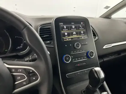 Photo 11 Renault Scenic Grand  Blue dCi 120 EDC