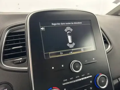 Photo 19 Renault Scenic Grand  Blue dCi 120 EDC