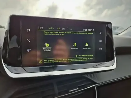 Photo 19 Peugeot 2008  PureTech 130 S&S EAT8