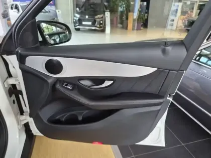 Photo 40 Mercedes Classe GLC 300 DE 9G-TRONIC 4MATIC