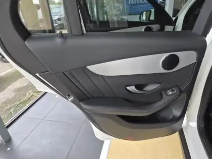 Photo 28 Mercedes Classe GLC 300 DE 9G-TRONIC 4MATIC