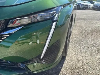 Photo 13 Peugeot 308  BlueHDi 130ch S&S EAT8 GT