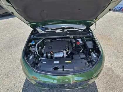 Photo 6 Peugeot 308  BlueHDi 130ch S&S EAT8 GT