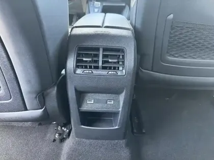 Photo 27 Peugeot 308  BlueHDi 130ch S&S EAT8 GT