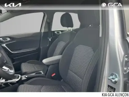 Photo 12 Kia Ceed  1.6 CRDI 136ch MHEV Active Business DCT7