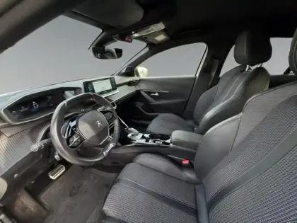 Photo 9 Peugeot 208  e- 136ch GT