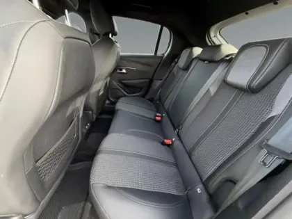 Photo 10 Peugeot 208  e- 136ch GT