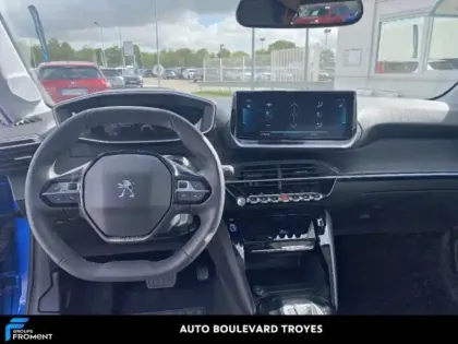 Photo 7 Peugeot 208  e- 136ch Allure Pack
