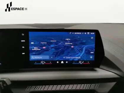 Photo 13 BMW Serie 1 Série 1 120A 170ch M Sport DKG7