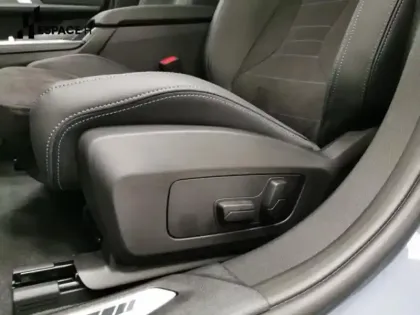 Photo 7 BMW Serie 1 Série 1 120A 170ch M Sport DKG7